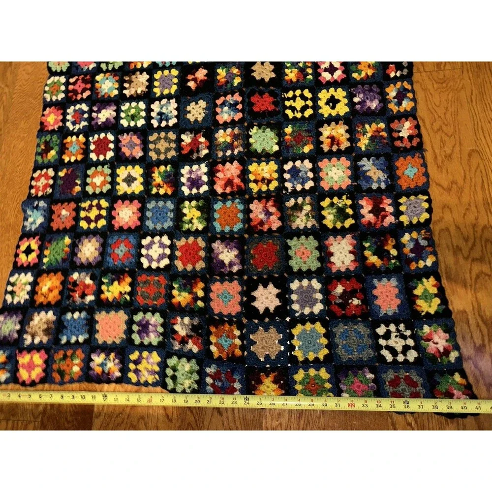 Handmade size 66x41